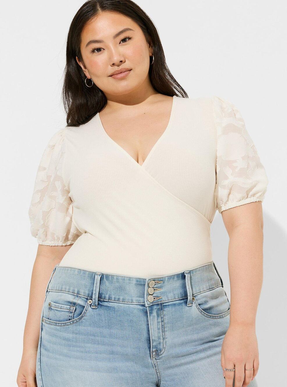 Torrid Pristine Cream Supersoft Rib V-Neck Surplice Crop Top, NWT, 3X